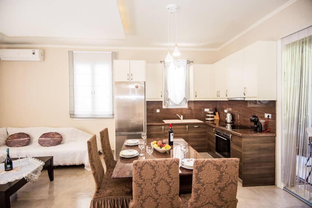 Joana Apartment Аргостоліон Екстер'єр фото